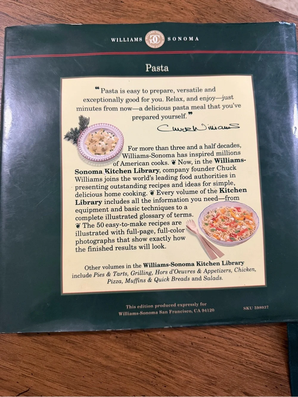 Williams Sonoma Pasta Cookbook - EUC